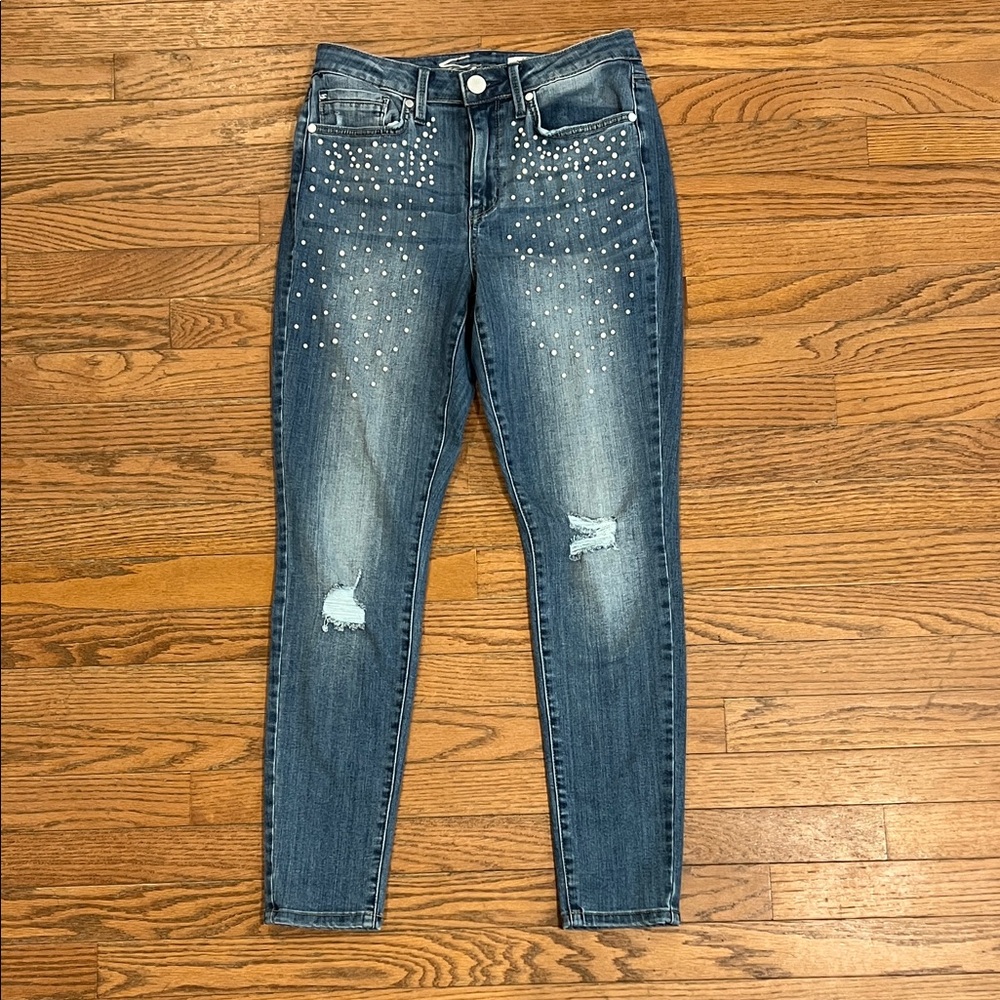 Y2K Seven7 Dark Wash Skinny Jeans with Pearl Detailing